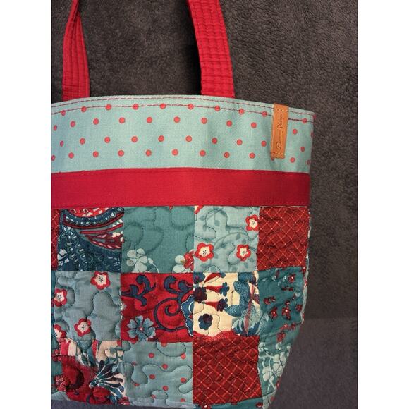 Donna Sharp "Abilene" Quilted Patchwork Look Shoulder TOTE - Picture 2 of 8